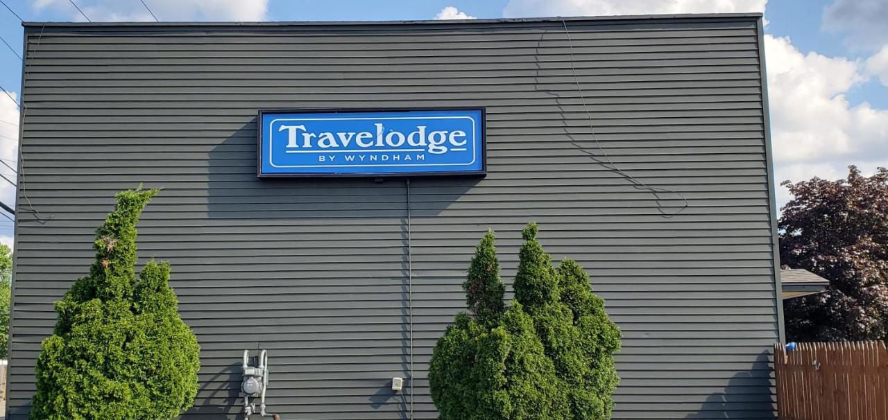 Travelodge By Wyndham Livonia Canton Novi Detroit Area מראה חיצוני תמונה
